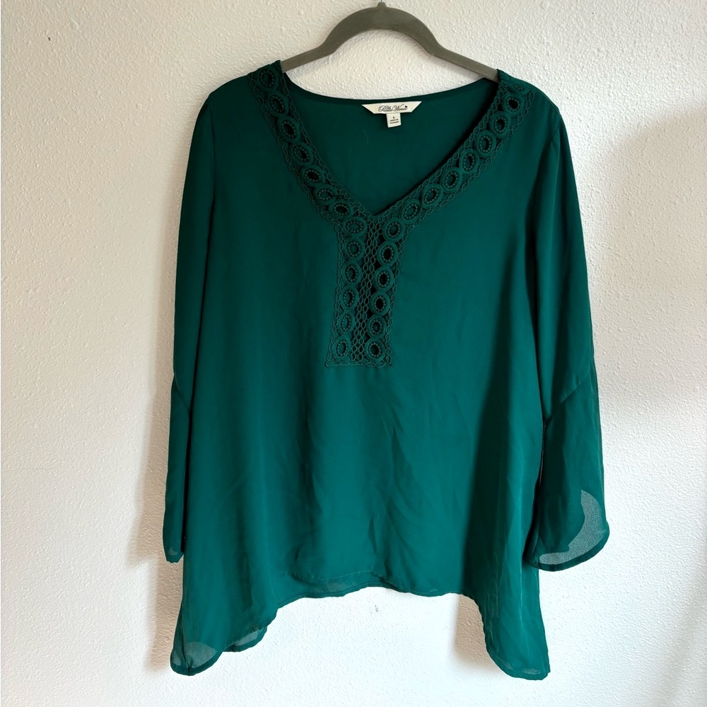 Women’s Green Blouse